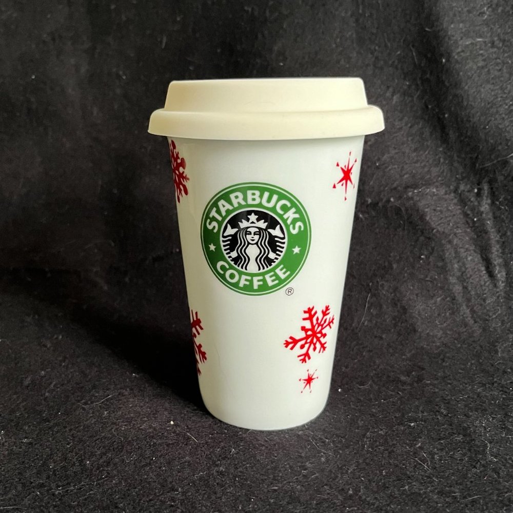 🎄Christmas In July🎄NWOT Starbucks Coffee Co. Ceramic Christmas Coffee Cup